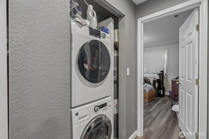Property photo for 12037 100th Avenue Ne #103, Kirkland photo 19