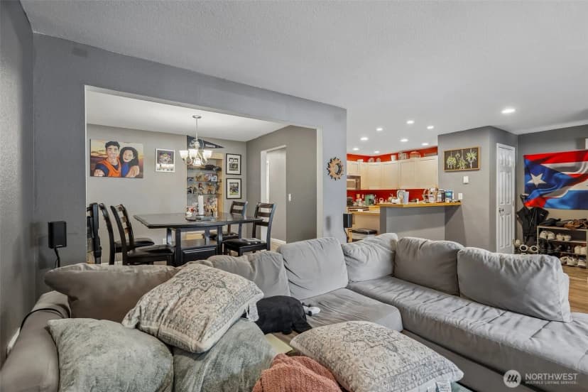 Property photo for 12037 100th Avenue Ne #103, Kirkland photo 6
