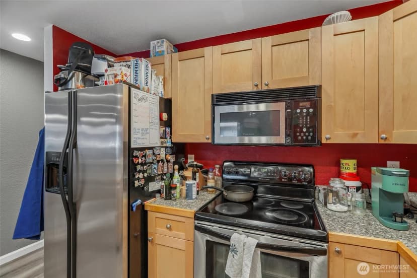 Property photo for 12037 100th Avenue Ne #103, Kirkland photo 28