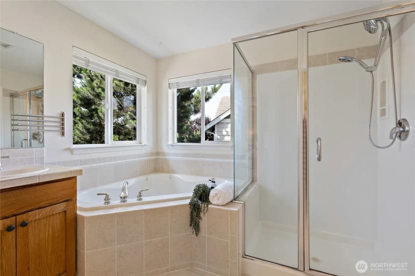 Property photo for 13235 124th Court Ne, Kirkland photo 31