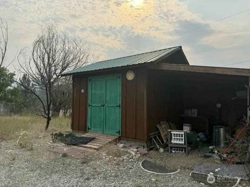 Property photo for 54 Tamarack Road, Tonasket photo 7