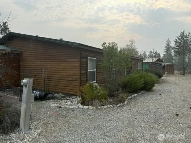 Property photo for 54 Tamarack Road, Tonasket photo 3