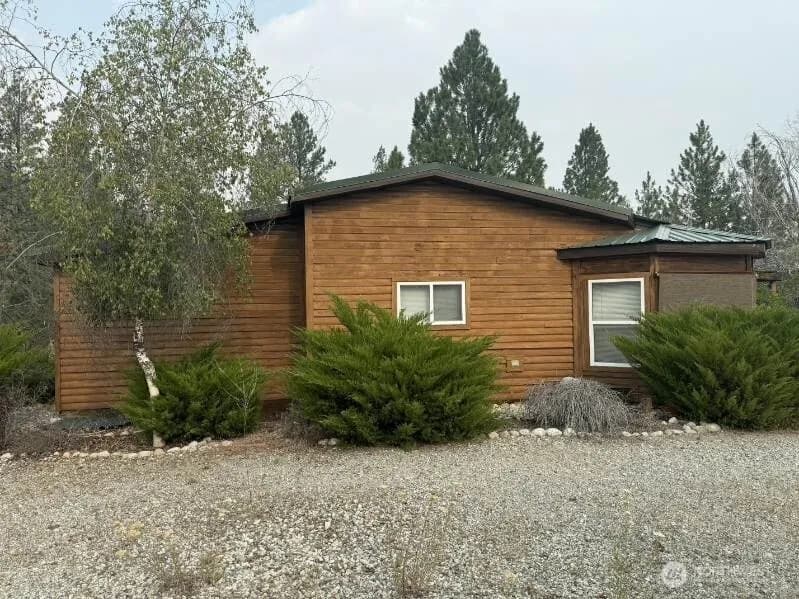 Property photo for 54 Tamarack Road, Tonasket photo 2