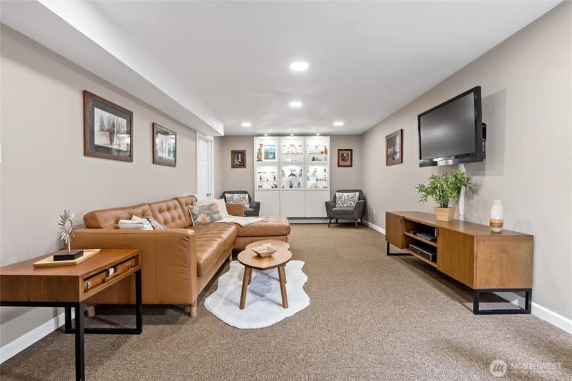 Property photo for 8105 44th Street W, University Place photo 27