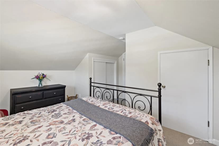 Property photo for 8105 44th Street W, University Place photo 25