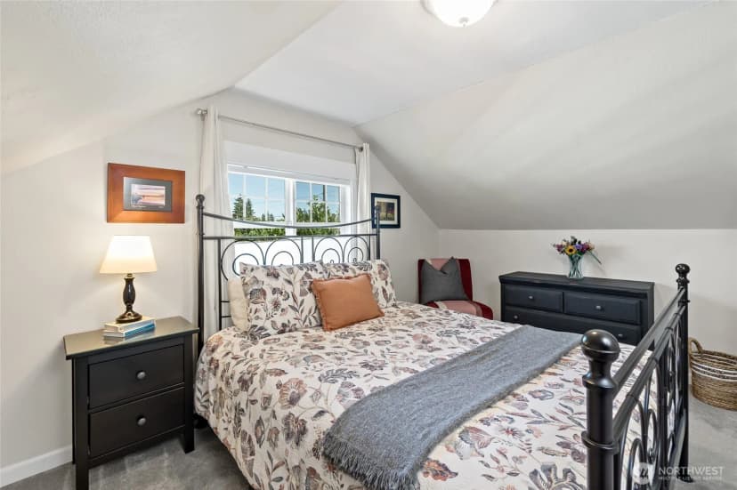 Property photo for 8105 44th Street W, University Place photo 24