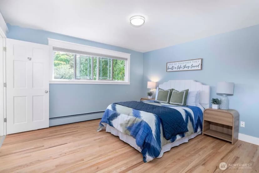 Property photo for 1010 Daley Street, Edmonds photo 9