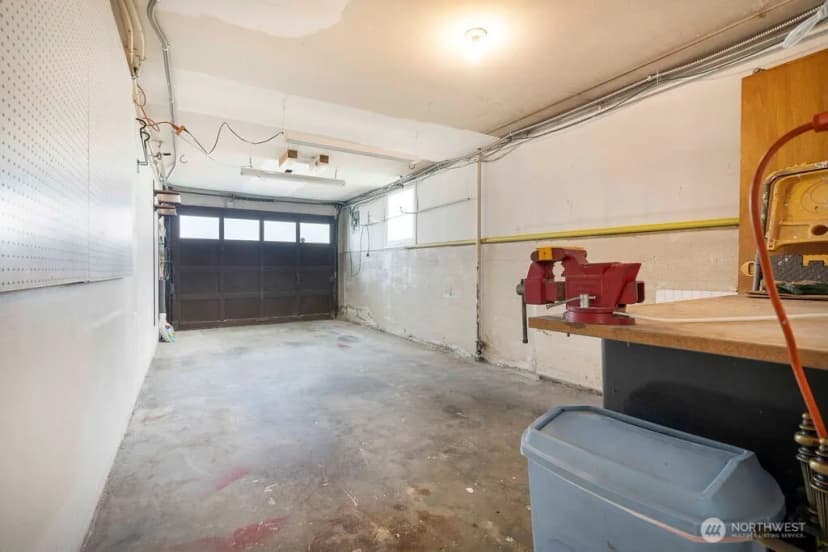 Property photo for 1010 Daley Street, Edmonds photo 20