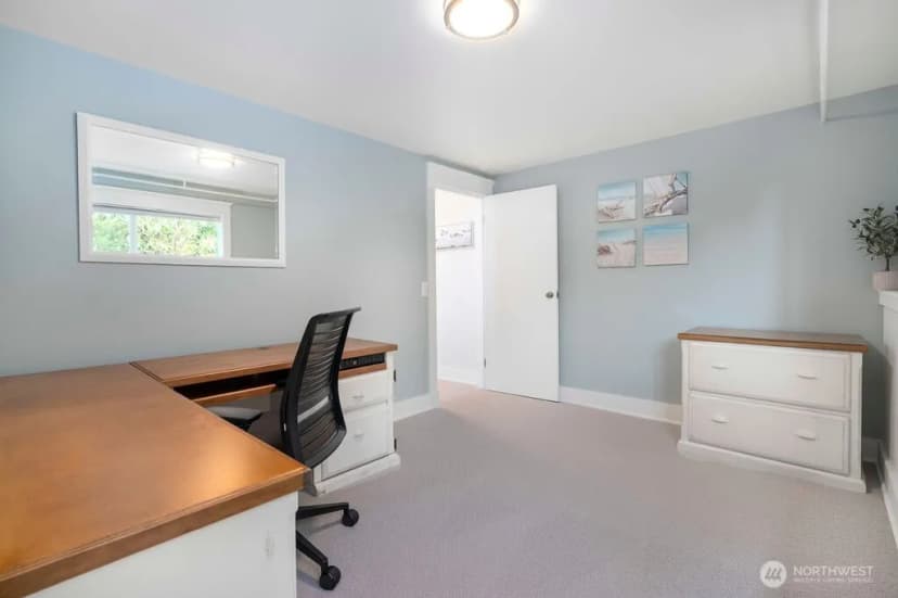 Property photo for 1010 Daley Street, Edmonds photo 17