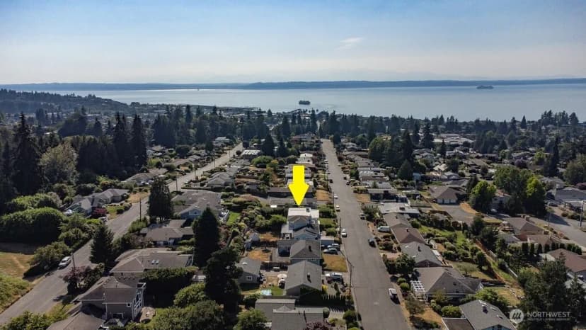 Property photo for 1010 Daley Street, Edmonds photo 23