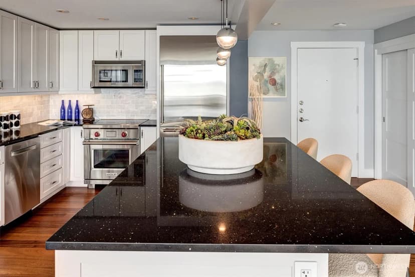 Property photo for 3717 Beach Drive Sw #207, Seattle photo 23