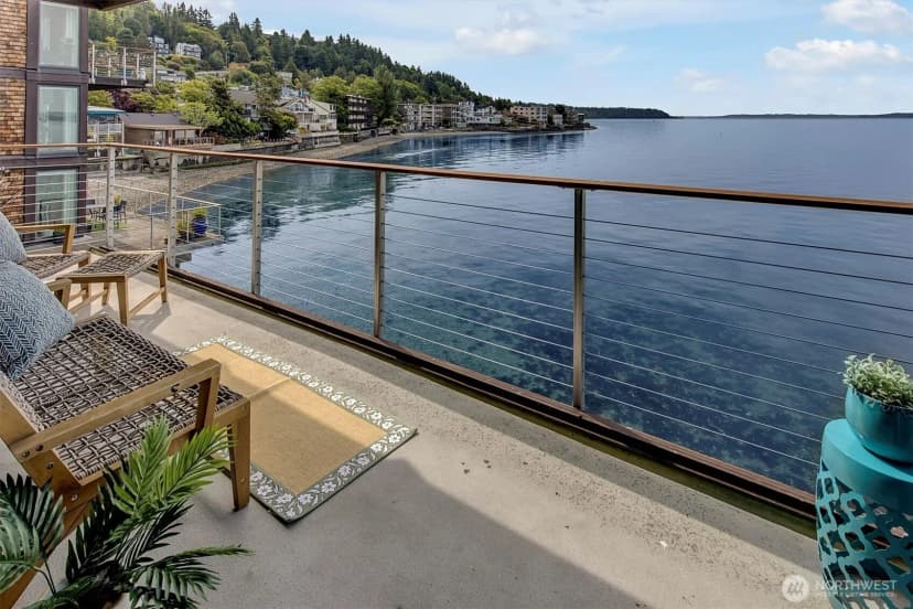 Property photo for 3717 Beach Drive Sw #207, Seattle photo 15