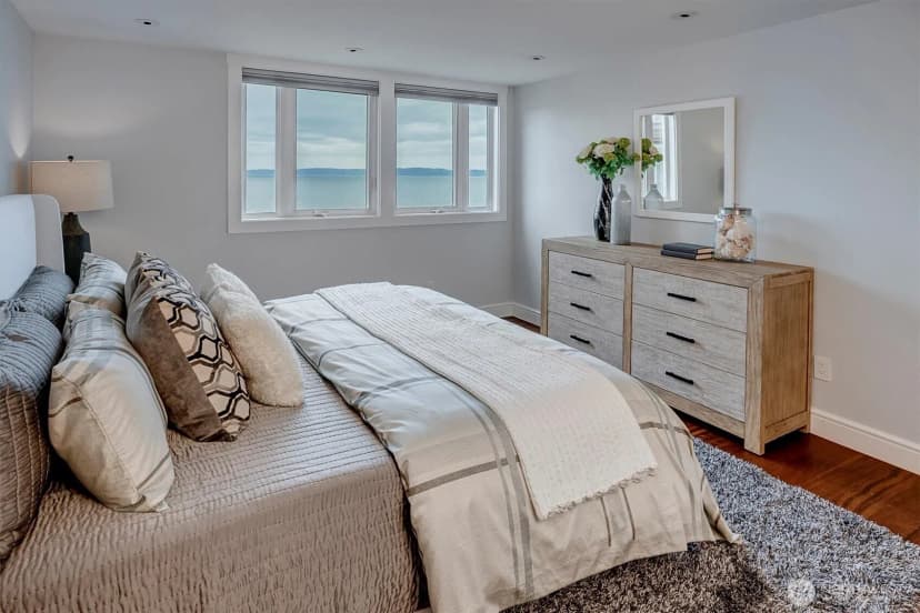 Property photo for 3717 Beach Drive Sw #207, Seattle photo 25
