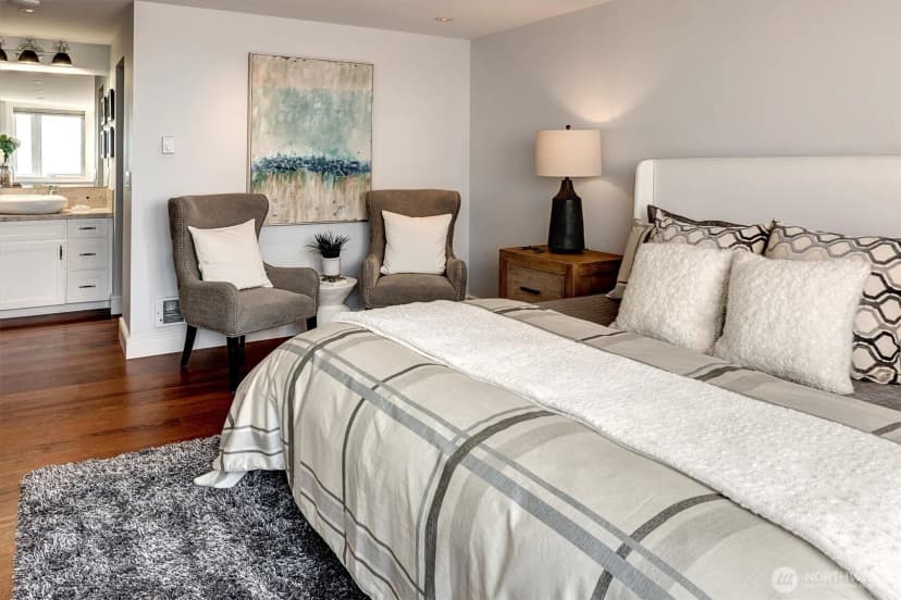 Property photo for 3717 Beach Drive Sw #207, Seattle photo 26