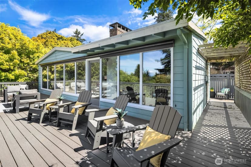 Property photo for 10737 3rd Avenue Nw, Seattle photo 14
