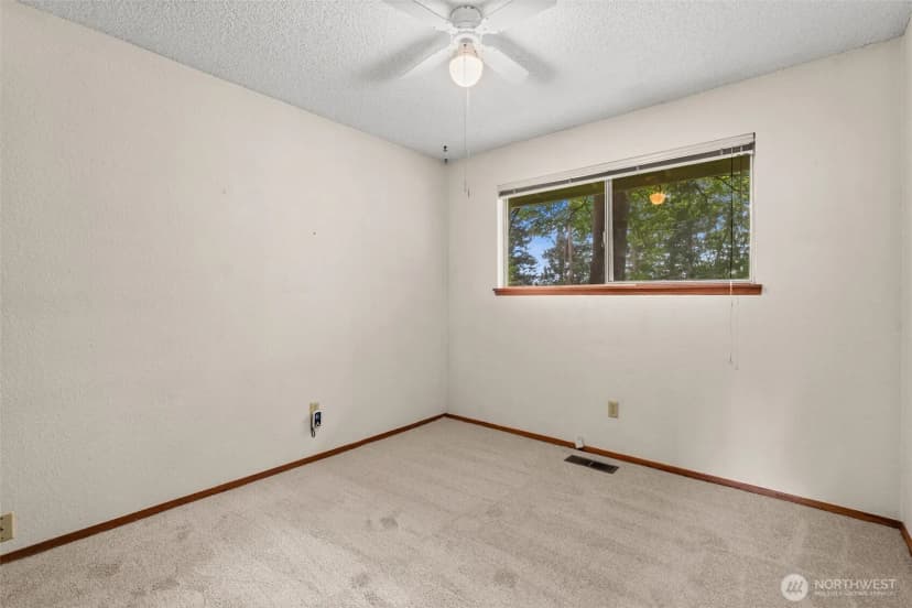 Property photo for 202 Fir Drive Nw, Gig Harbor photo 17