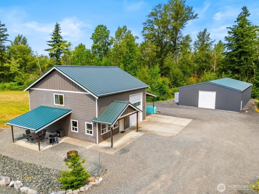 Property photo for 568 Wiltse Lane, Bellingham photo 3
