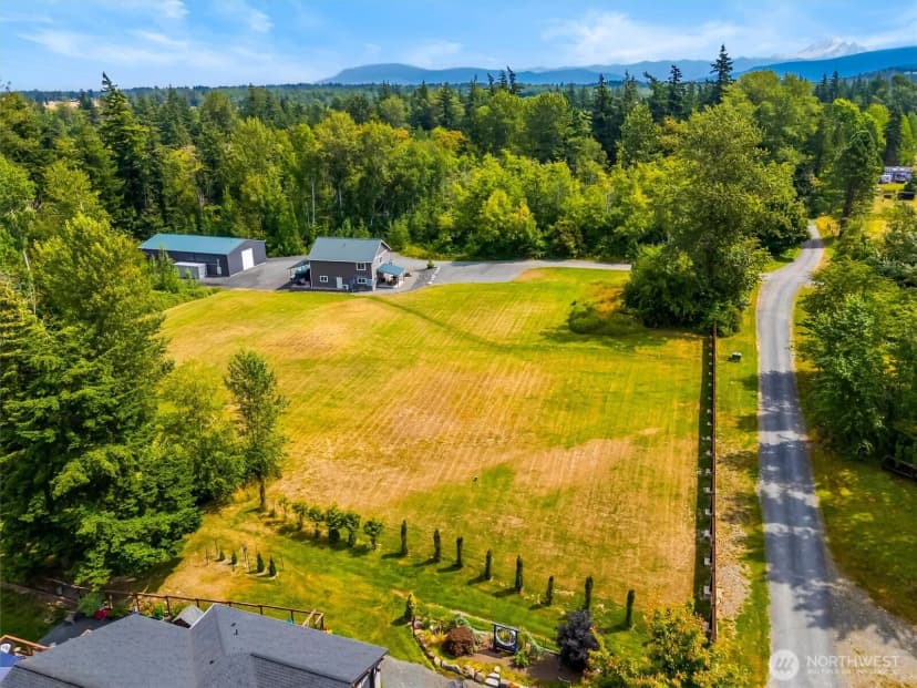 Property photo for 568 Wiltse Lane, Bellingham photo 32