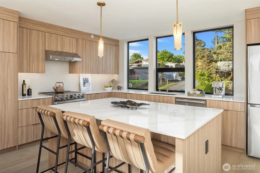 Property photo for 614 5th Avenue S #b102, Edmonds photo 10