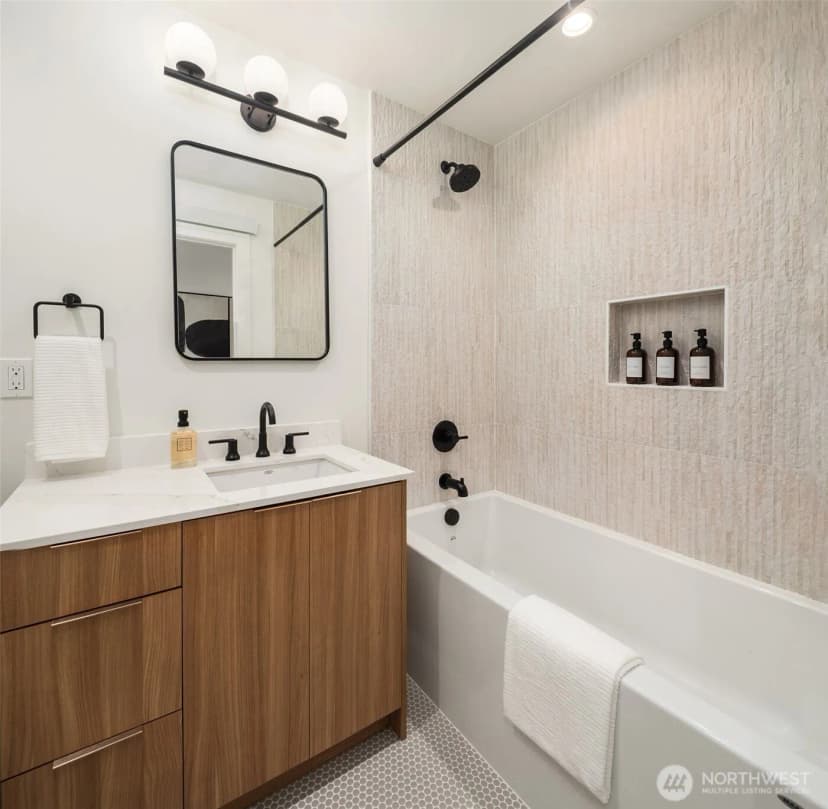 Property photo for 614 5th Avenue S #a103, Edmonds photo 25