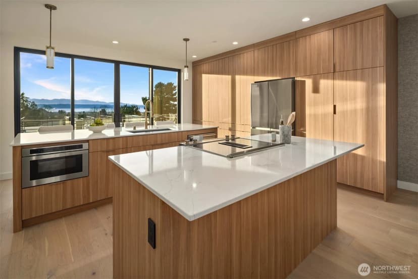 Property photo for 614 5th Avenue S #a103, Edmonds photo 4