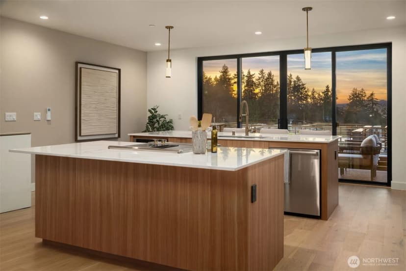 Property photo for 614 5th Avenue S #a103, Edmonds photo 11