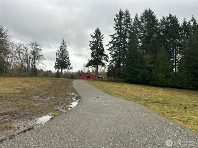Property photo for 28915 3rd Avenue Ne, Stanwood photo 5