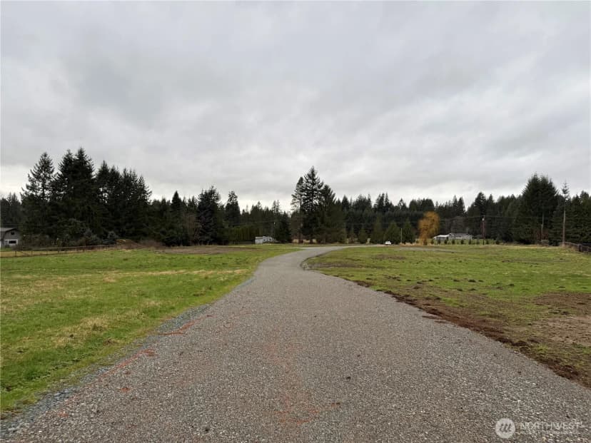 Property photo for 28915 3rd Avenue Ne, Stanwood photo 24