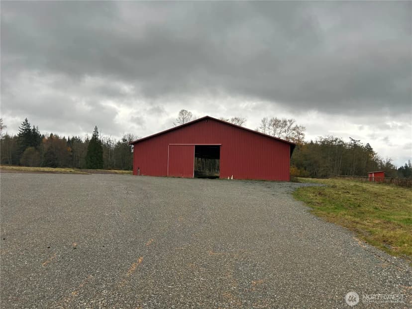 Property photo for 28915 3rd Avenue Ne, Stanwood photo 12