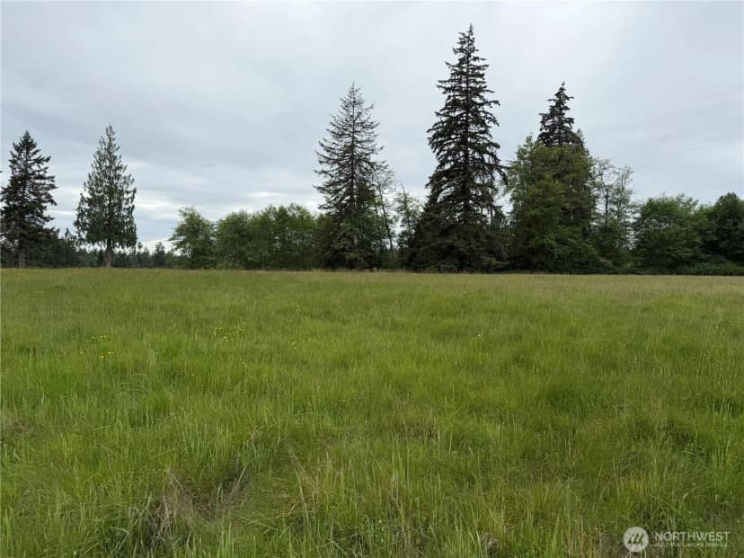 Property photo for 28915 3rd Avenue Ne, Stanwood photo 2