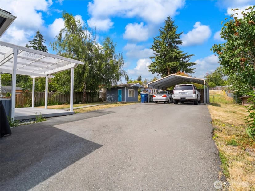 Property photo for 16427 109th Avenue Se, Renton photo 30