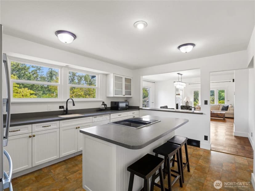 Property photo for 16427 109th Avenue Se, Renton photo 12