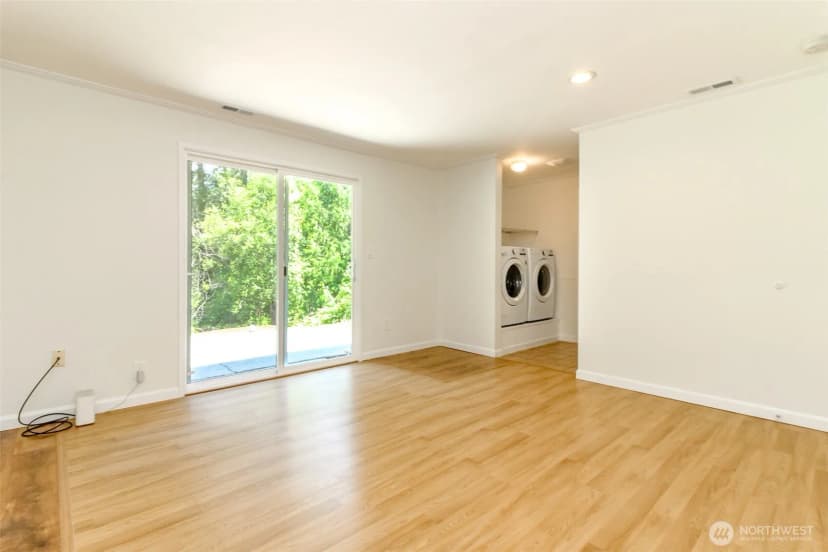 Property photo for 12416 Se 201st Place, Kent photo 25