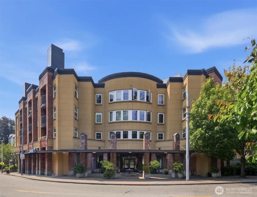 Property photo for 1417 Queen Anne Avenue N #303, Seattle photo 24