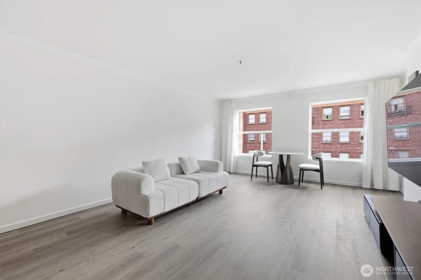 Property photo for 1417 Queen Anne Avenue N #303, Seattle photo 10