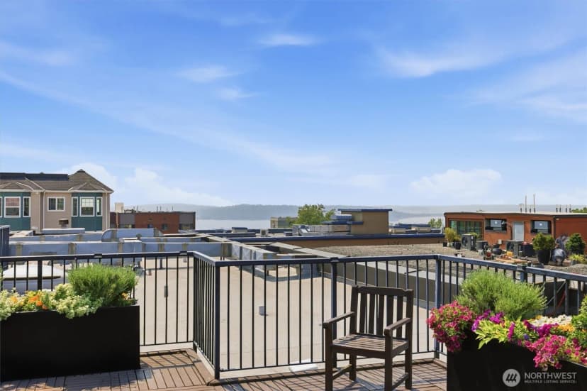 Property photo for 1417 Queen Anne Avenue N #303, Seattle photo 33