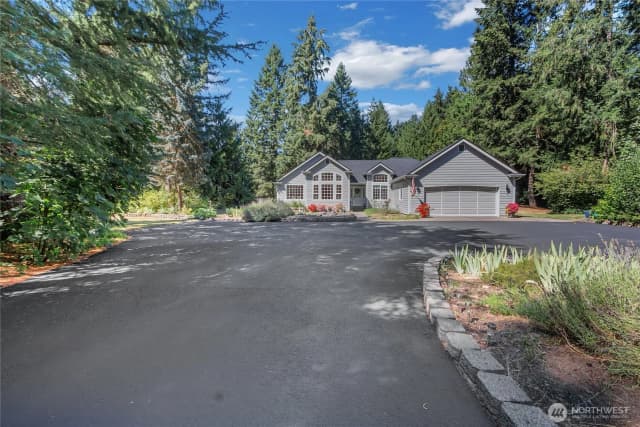 Property photo for 9821 344th Street S, Roy photo 2