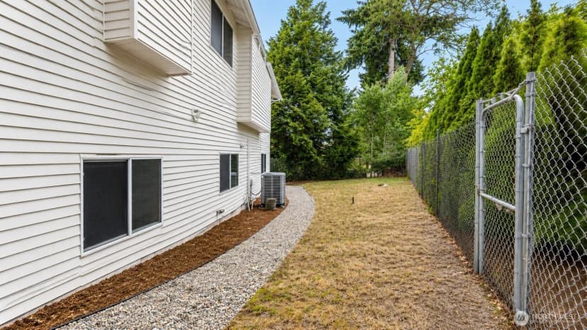 Property photo for 1630 2nd Street, Kirkland photo 38