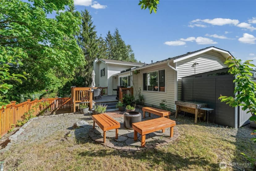 Property photo for 15932 Se 166th Place, Renton photo 6