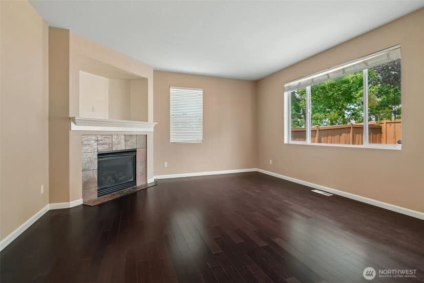 Property photo for 1221 68th Loop Se, Auburn photo 14