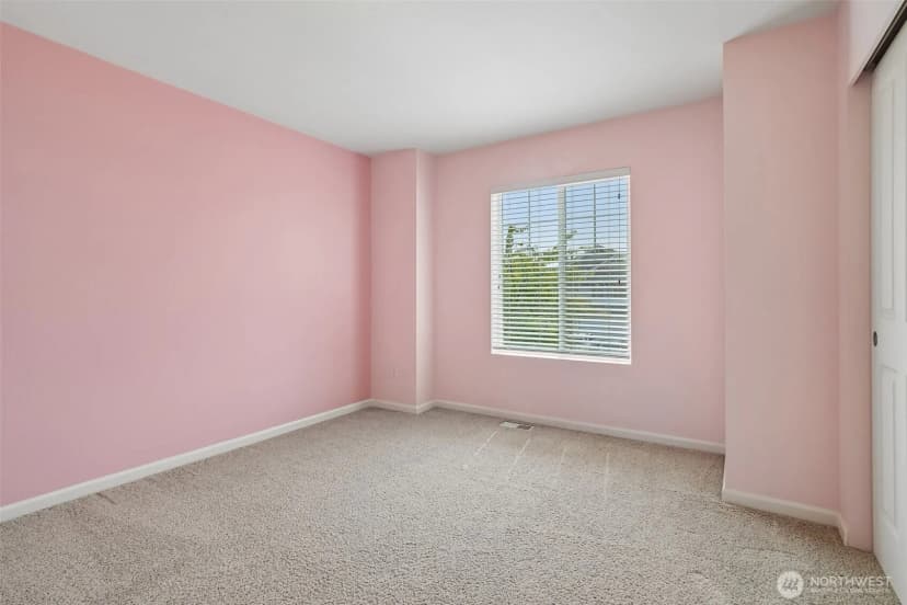 Property photo for 1221 68th Loop Se, Auburn photo 35