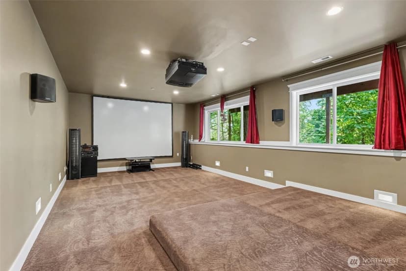 Property photo for 13128 Se Newport Way, Bellevue photo 31