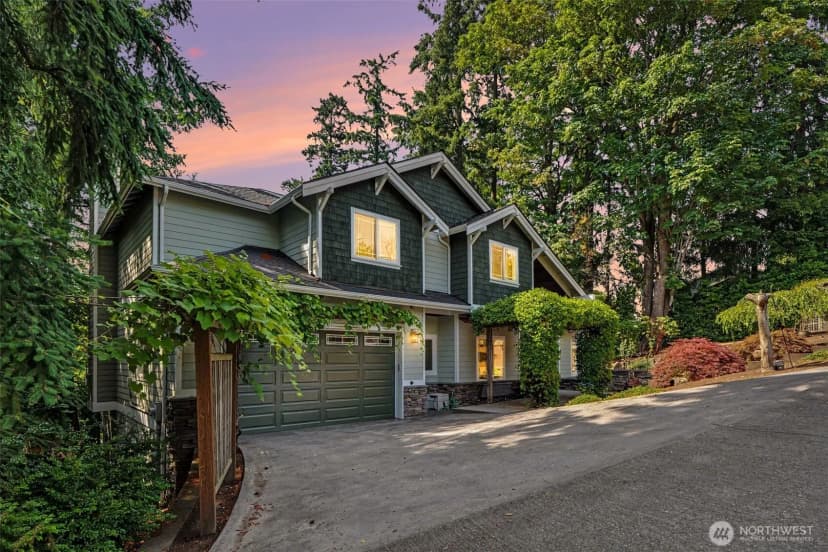 Property photo for 13128 Se Newport Way, Bellevue photo 3