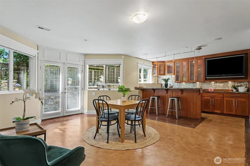 Property photo for 13128 Se Newport Way, Bellevue photo 27
