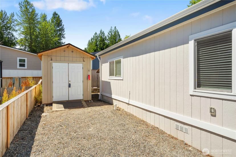 Property photo for 31108 3rd Avenue #327, Black Diamond photo 21