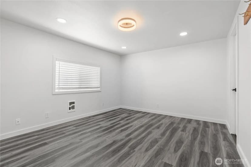 Property photo for 31108 3rd Avenue #327, Black Diamond photo 17