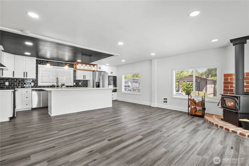 Property photo for 31108 3rd Avenue #327, Black Diamond photo 9