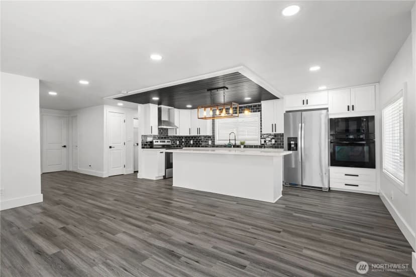 Property photo for 31108 3rd Avenue #327, Black Diamond photo 10