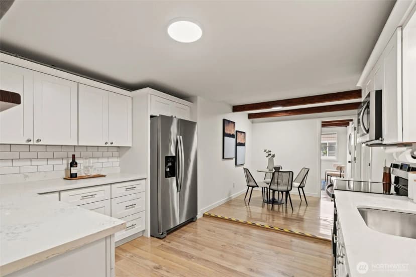 Property photo for 8456 6th Avenue Sw, Seattle photo 13