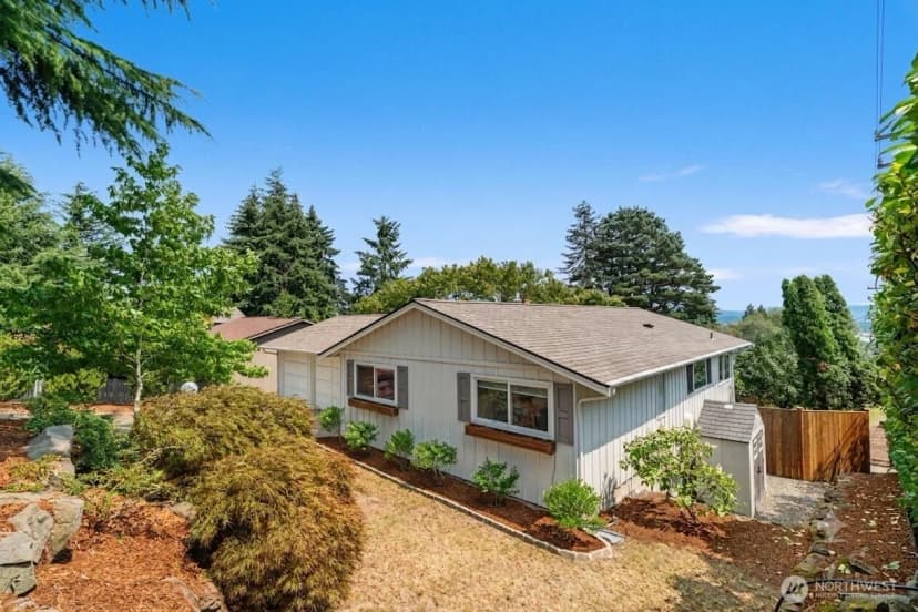 Property photo for 8456 6th Avenue Sw, Seattle